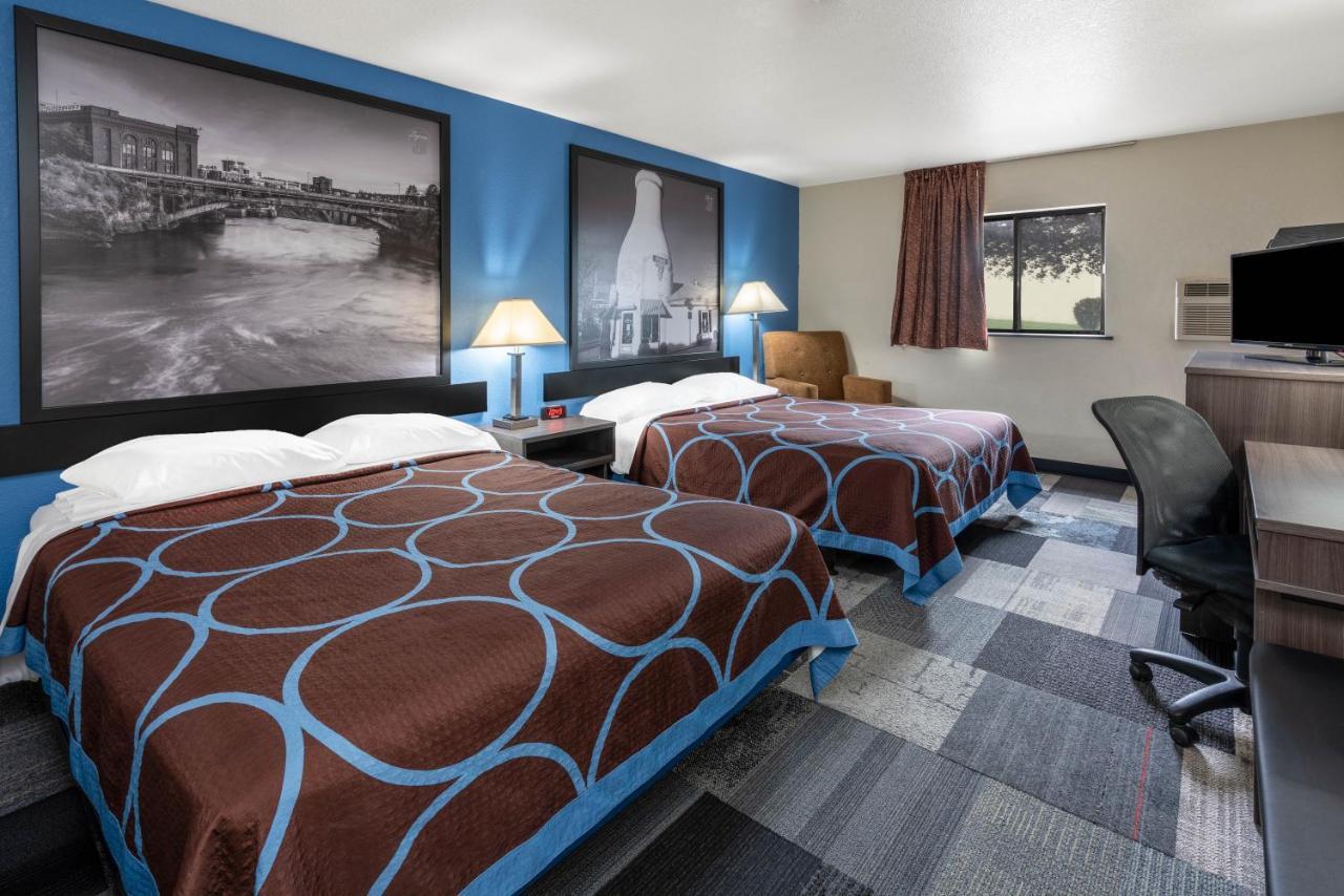 Super 8 By Wyndham Spokane Valley Buitenkant foto