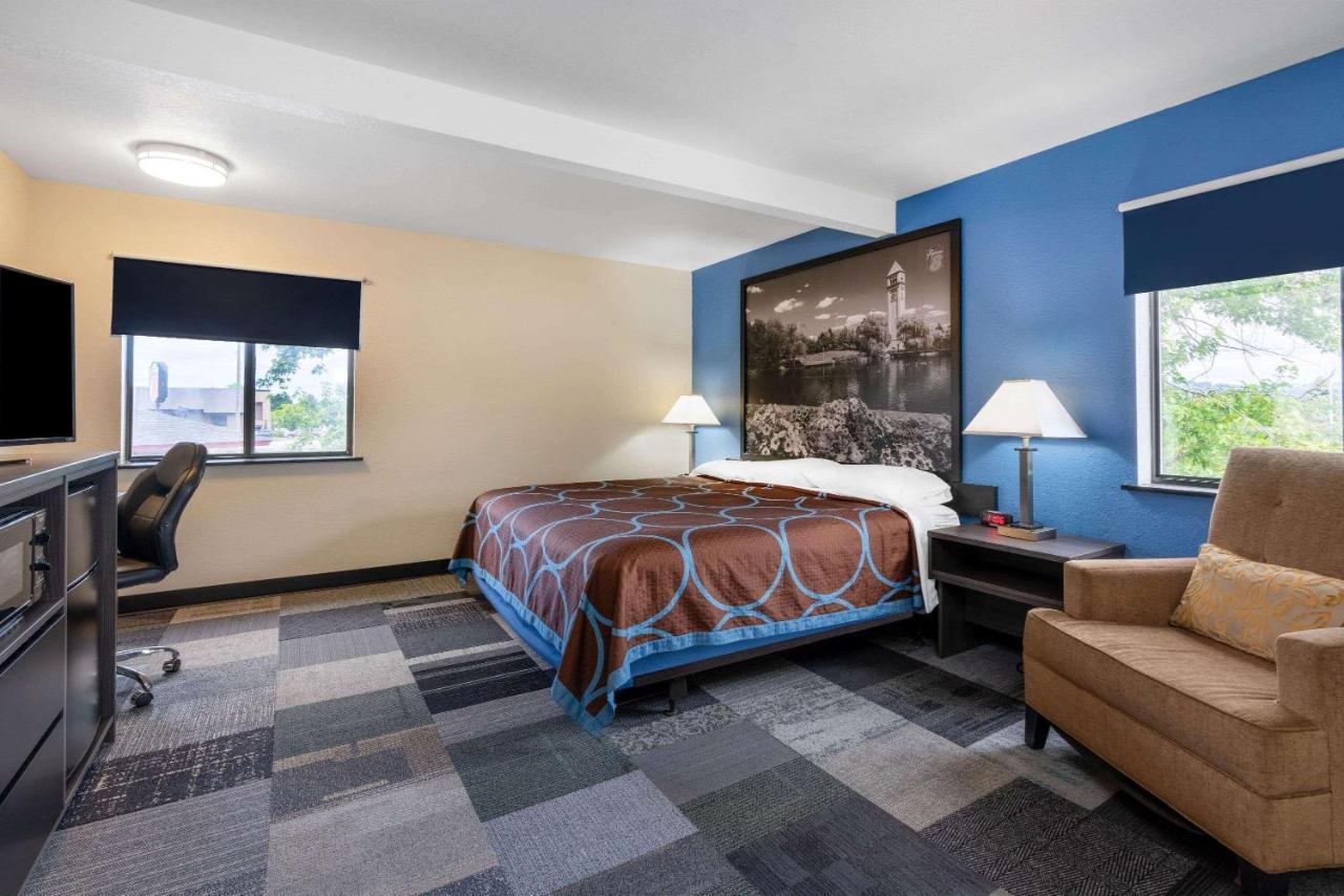 Super 8 By Wyndham Spokane Valley Buitenkant foto