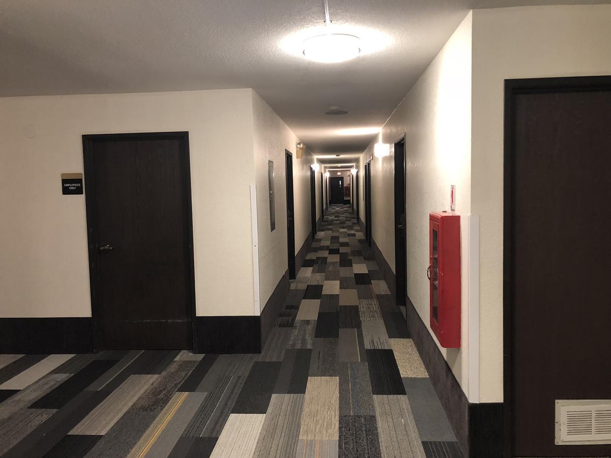 Super 8 By Wyndham Spokane Valley Buitenkant foto